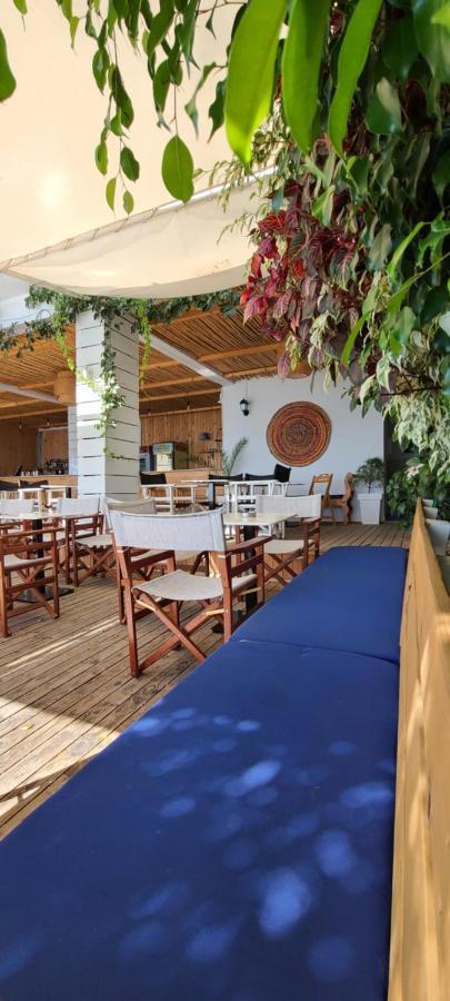 Sunset Boulevard Hotel Qeparo Exterior foto